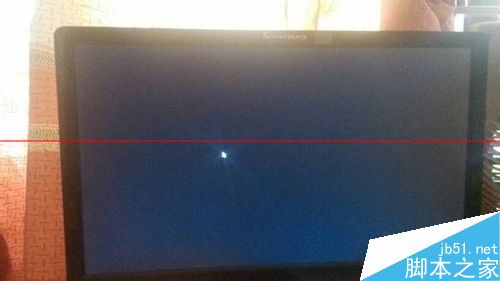 笔记本电脑开机显示黑屏只有鼠标能动该怎么办？1