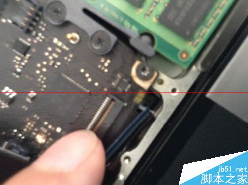 Macbook pro拆机深度清灰换电池的详细教程14