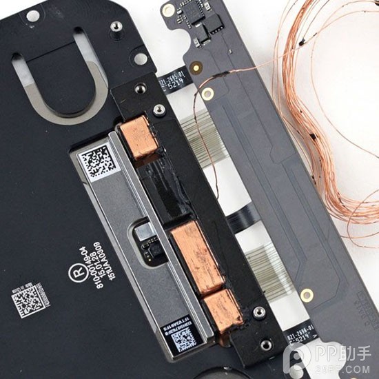 2015新款Retina MacBook Pro拆机高清图赏15
