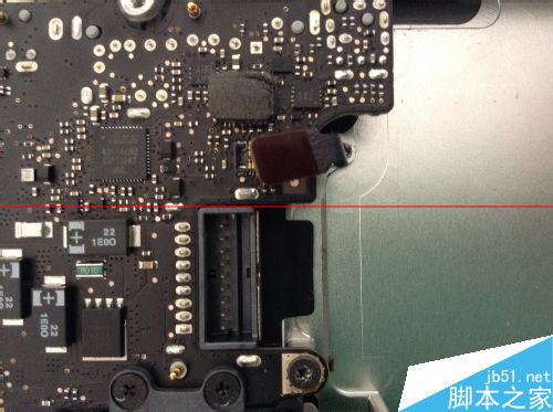 Macbook pro拆机深度清灰换电池的详细教程2