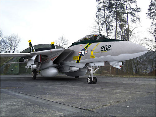3DSMax打造F-14Tomcat战斗机教程1
