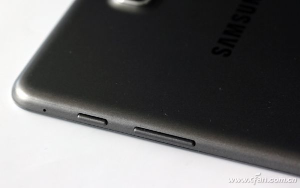 三星Galaxy Tab A8.0平板评测11
