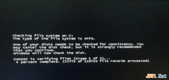 Windows7开机提示checking file system on c的两种原因分析1