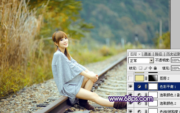 Photoshop打造小清新的淡黄色秋季铁轨美女图片18