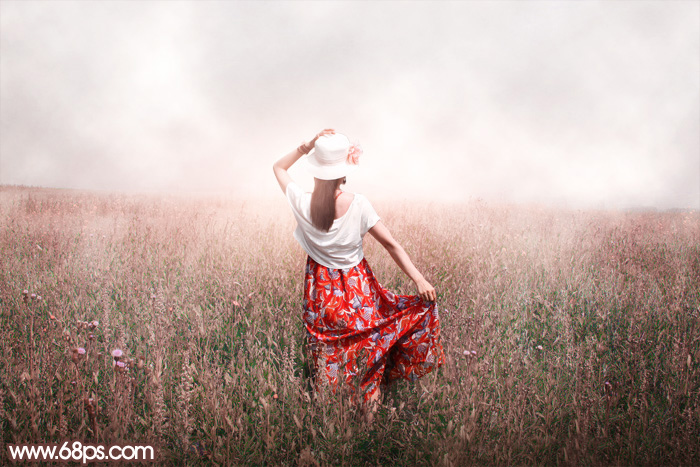 Photoshop给草原人物图片加上梦幻的粉色晨雾效果3