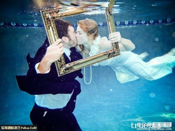 拍摄浪漫水中婚纱需要注意事项5