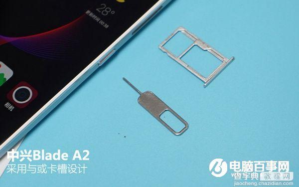 中兴Blade A2怎么安装SIM卡？2