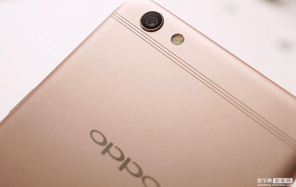 OPPO R9s Plus哪个颜色好看？OPPO R9s Plus金色和玫瑰金图赏7