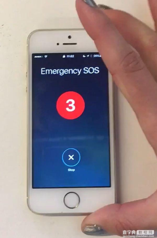 iOS10新技能：快速按电源键5下可激活SOS功能1