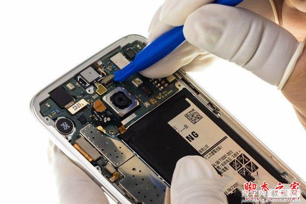 三星Galaxy S7 Edge做工怎么样？ 三星Galaxy S7 Edge拆机图解评测全过程28