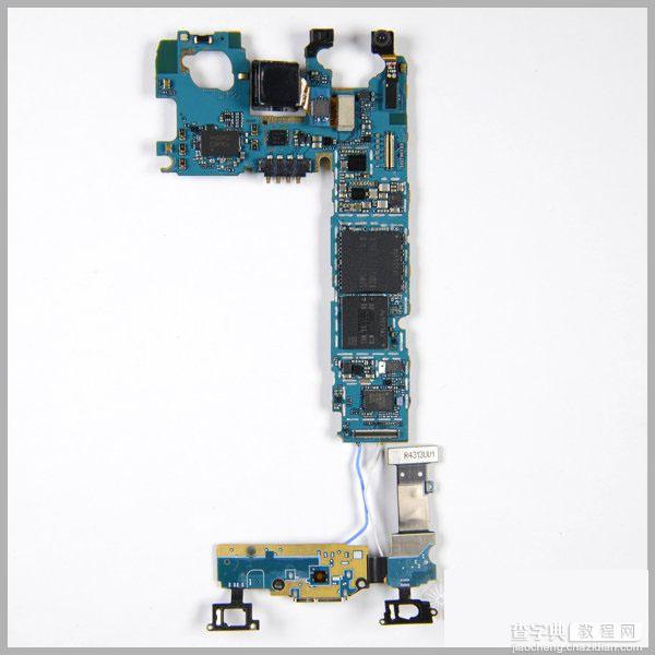 三星S5拆机过程详细图解 与iPhone5s截然不同的指纹传感器12