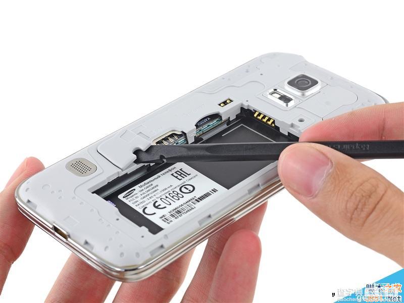 三星 S5 mini手机做工怎么样 三星Galaxy S5 mini拆机图解详细教程11