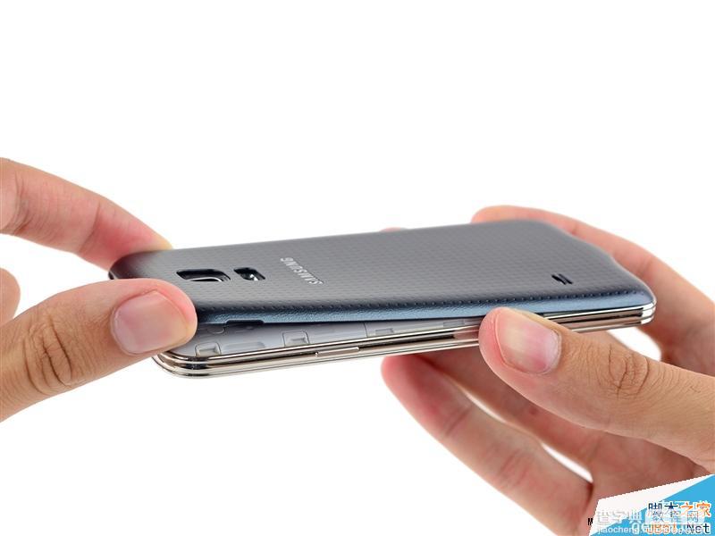 三星 S5 mini手机做工怎么样 三星Galaxy S5 mini拆机图解详细教程5