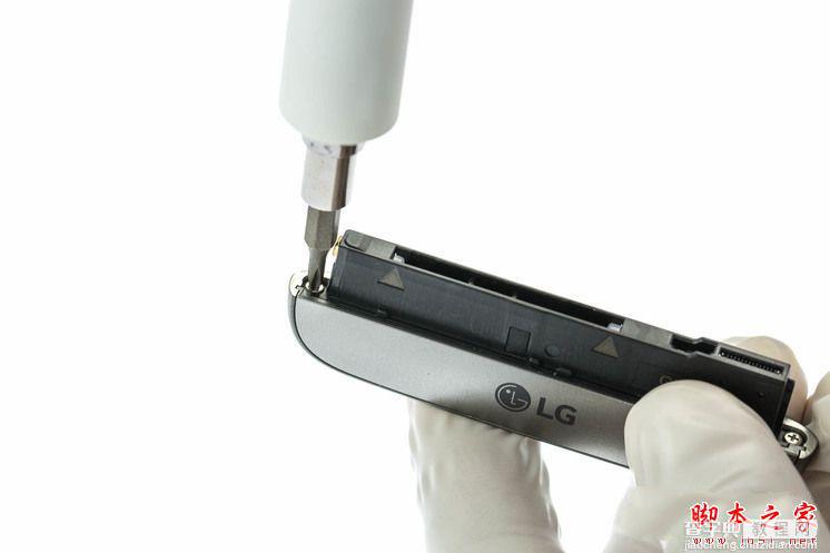 LG G5怎么拆机？LG G5拆解全过程详细评测图解18