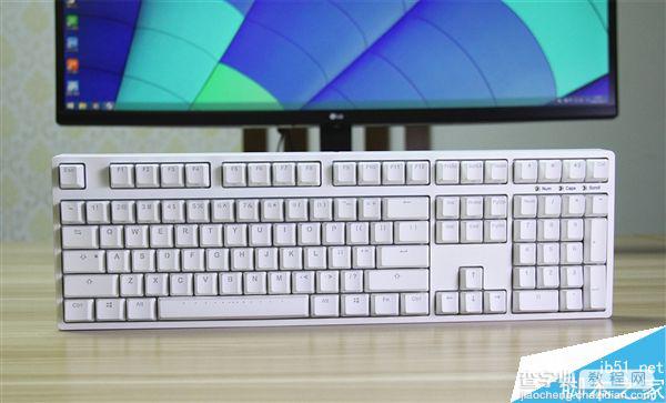 IKBC时光机机械键盘F-RGB开箱图赏:加入RGB背光灯效1