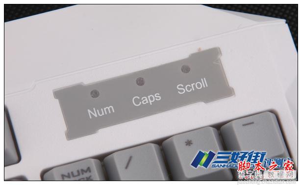 大白鲨SK-195高端缝发光游戏键盘评测6