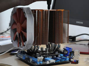 如何安装cpu散热器来为CPU散热或更换CPU散热硅脂5