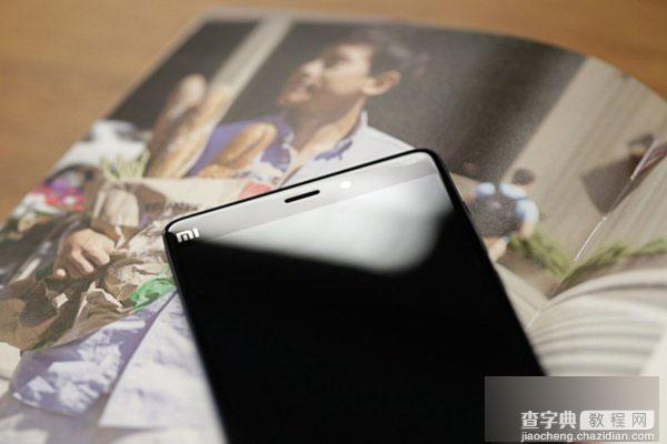 小米note黑色限量版手机开箱图赏 含张杰首发CD及140页写真14