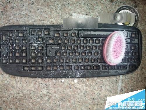 键盘怎么完全拆卸清理并重新组装?4