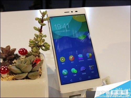 青葱metal支持指纹识别吗?有没有指纹识别?1