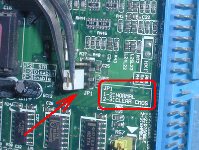 电脑初学指南:主板CMOS电池放电图解教程1