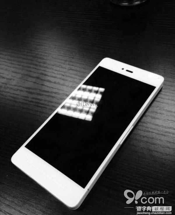 锤子手机smartisan t1白色版新机照完全曝光（图）1