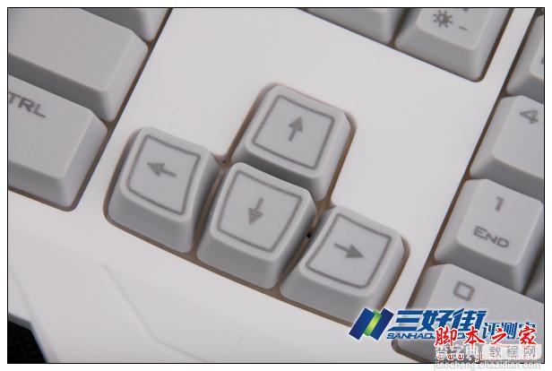 大白鲨SK-195高端缝发光游戏键盘评测7