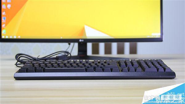 芝奇KM570背光机械键盘红轴版本图赏:原厂樱桃轴3