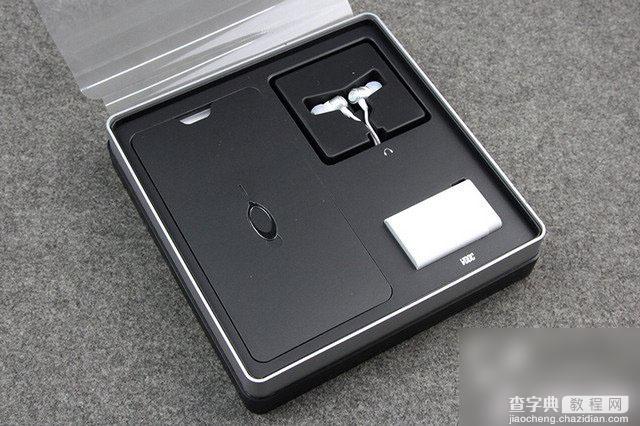 OPPO R5外观怎么样？4.85mm全球最薄手机OPPO R5开箱图赏2