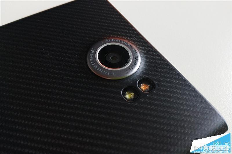 黑莓首款安卓机抢先评测 2016年正式发售7