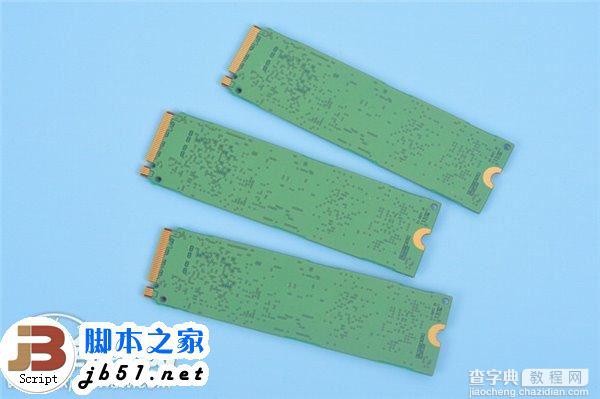 三星SM961 256GB M.2 SSD全球首发评测：超3GB/S的读取速度2