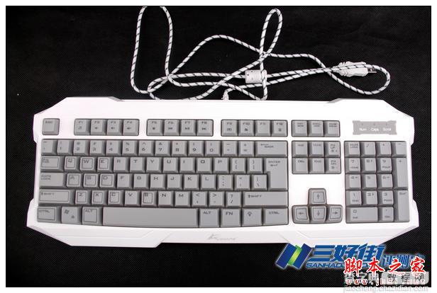 大白鲨SK-195高端缝发光游戏键盘评测5