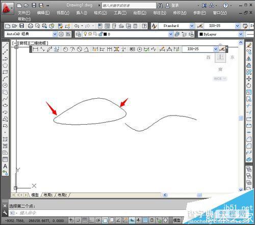 CAD两条曲线怎么很自然的平滑连接成波浪线呢?5