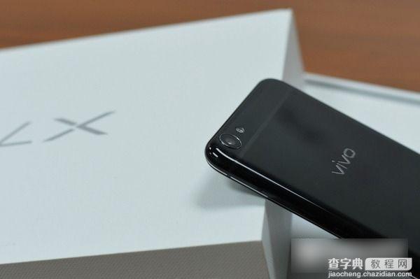 vivo X7曜石黑特别版好看吗 vivo X7曜石黑真机开箱图赏9