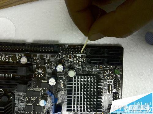 电脑G41主板该怎么拆卸安装?15