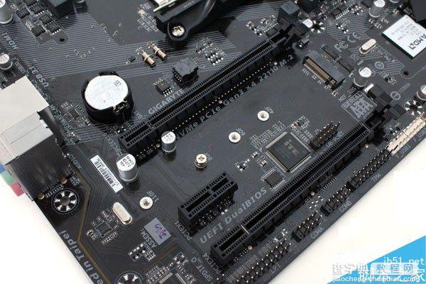 AMD AM4新接口主板B350图赏:支持DDR4内存5