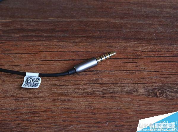 小米圈铁耳机Pro开箱图赏:全金属磨砂弹头造型10