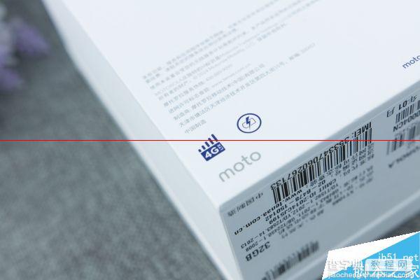 摩托罗拉木质后盖Moto X图赏4