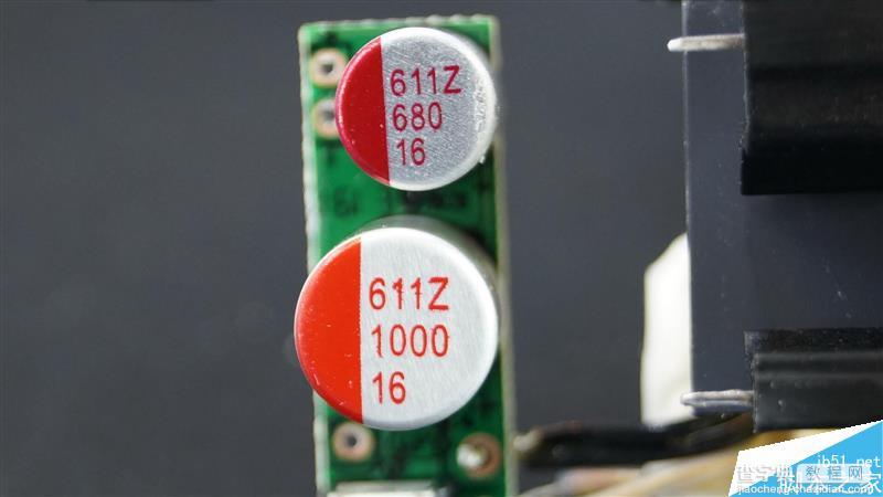 乐视EQ-24BCN快充充电器拆解、评测:做工用料不错21