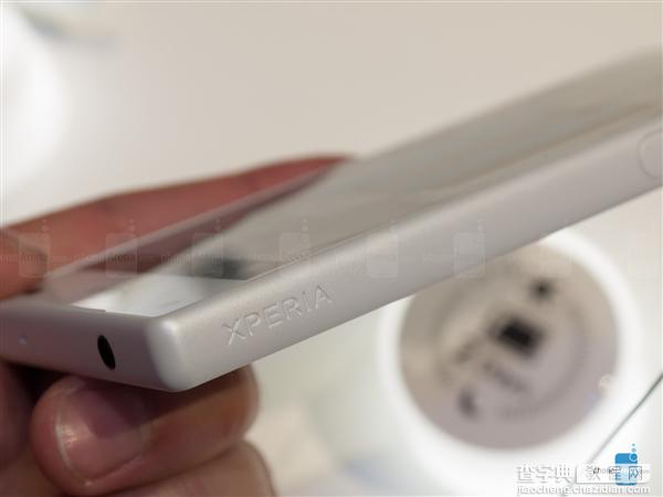 索尼4.6寸小屏旗舰Xperia Z5 Compact真机图赏18