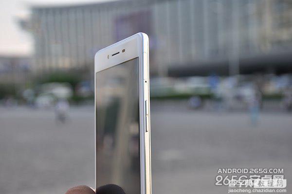 OPPO R7手机现场的开箱图赏 全金属一体颜值高高的16