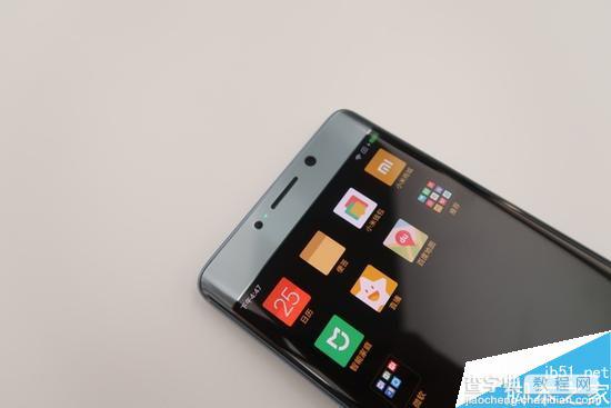 你更喜欢哪一款?小米Note 2亮黑和冰川银双色高清图赏13