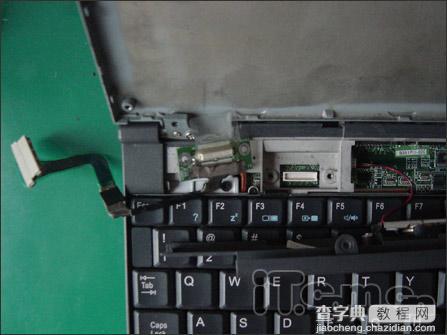 维修纪实：笔记本电脑开机白屏 花屏维修7