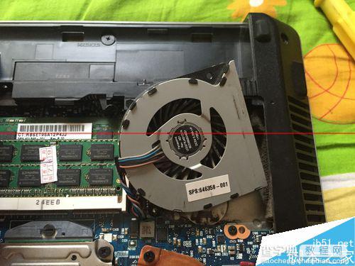 惠普笔记本 ProBook 4431S怎么拆机清理风扇？9