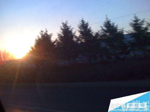 怎样在早晨乘车时捕捉美丽的朝阳画面?7