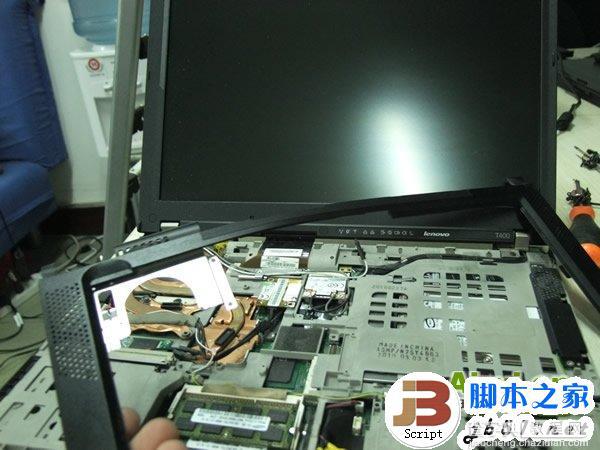 ThinkPad T400 笔记本详细拆机过程 清理风扇(图文教程)13