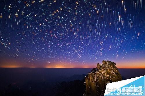 摄影新手如何拍出美丽的星空和星轨?1