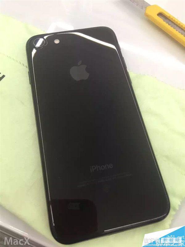 iPhone 7黑色、亮黑色真机开箱对比图:最后一张亮了3
