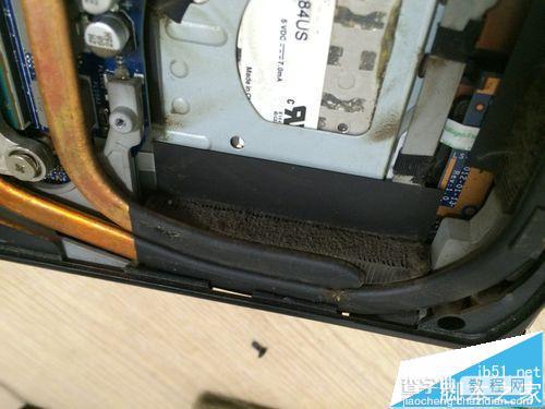 ThinkPad E430笔记本怎么拆机清灰?8