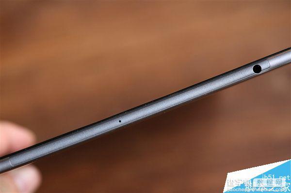 华硕ZenPad 3S 10平板电脑图赏:全球最窄边框20